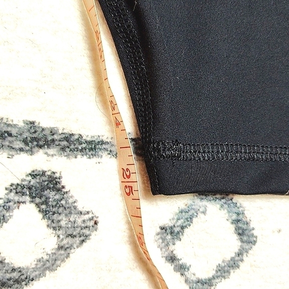 NWT all in motion active legging black. Shaping - Picture 5 of 6